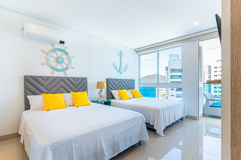 3 BDRM Imposing Ocen View, Beach Acces & Pool