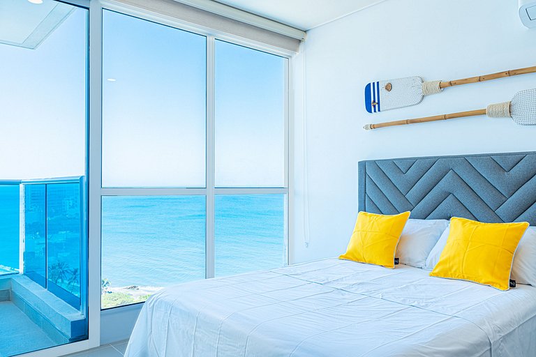 3 BDRM Imposing Ocen View, Beach Acces & Pool
