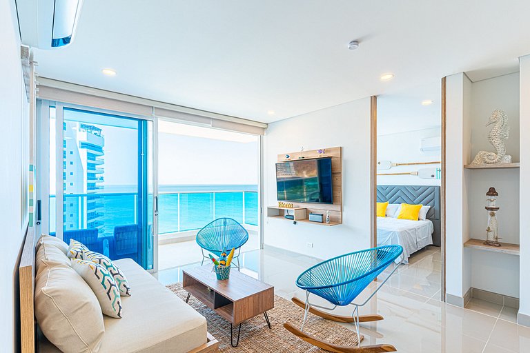 3 BDRM Imposing Ocen View, Beach Acces & Pool