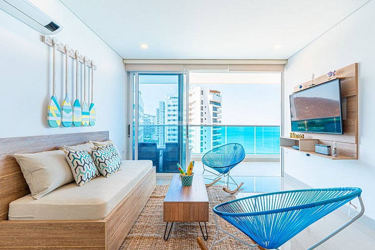 3 BDRM Imposing Ocen View, Beach Acces & Pool