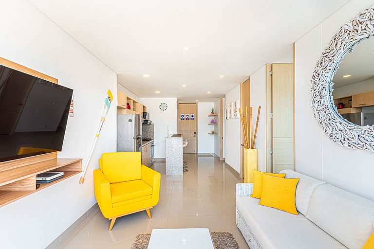 Premium 2 BDRM Condo Ocean view, Pool & Beach Club