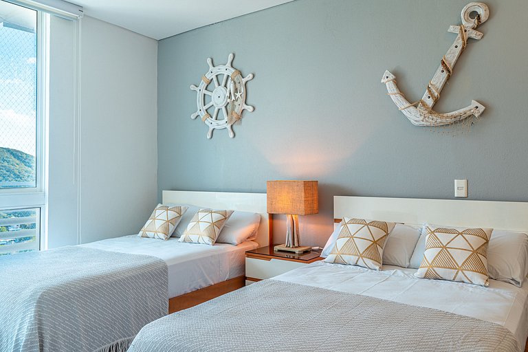Luxury Wide Condo Salguero 2BRD Pool & Beach Club