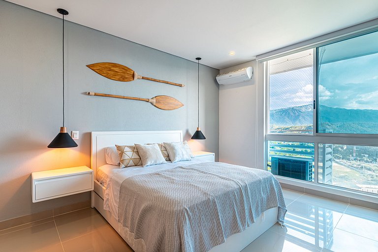 Luxury Wide Condo Salguero 2BRD Pool & Beach Club
