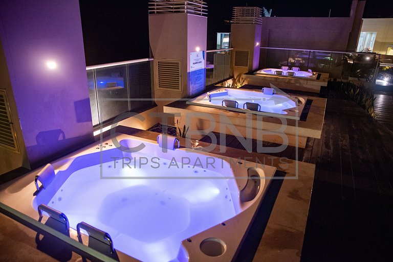 3 BDRM Luxury Sea View Apt, Pool & Beach Club