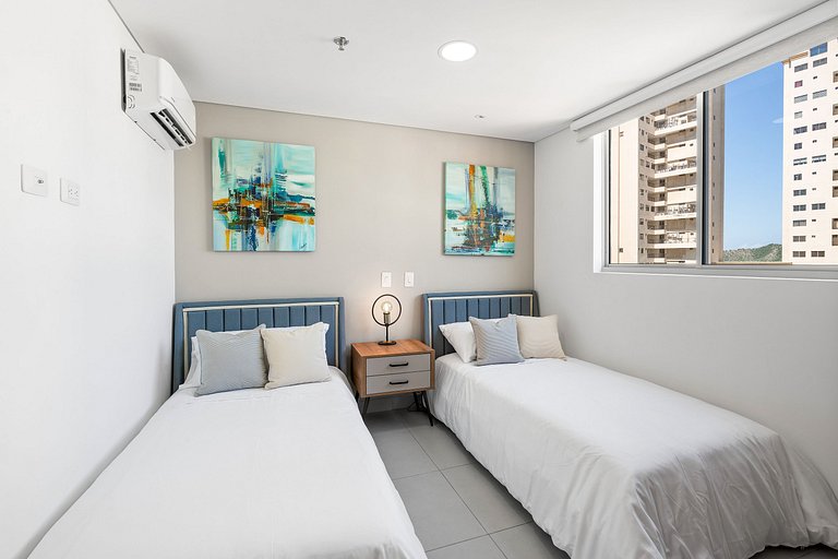 Bayview Rodadero 2 BR Top Amenities Pool & Jacuzzi