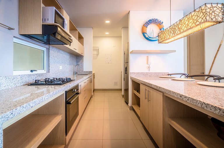 2 BDR Condo With Spectacular Terrace, Beach & Pool