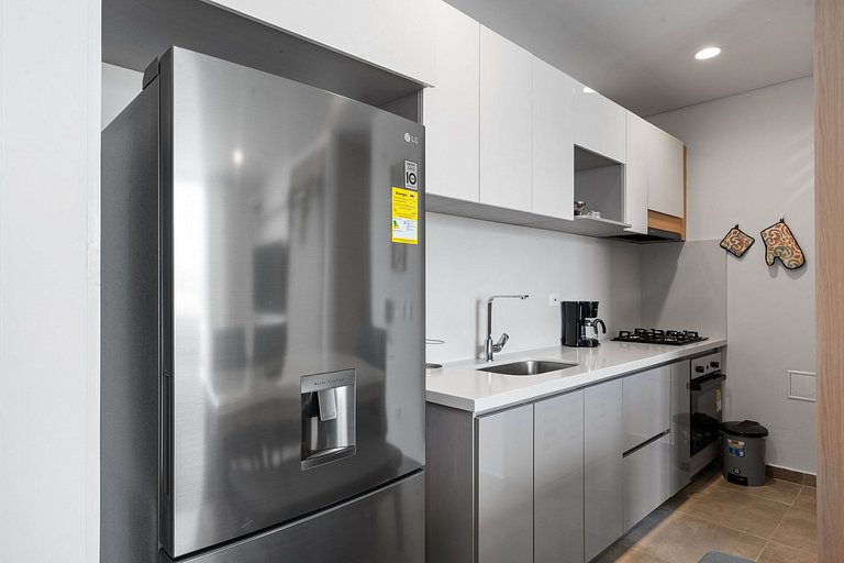 Luxury Condo 2 BDRM Salguero Seaview Top Amenities