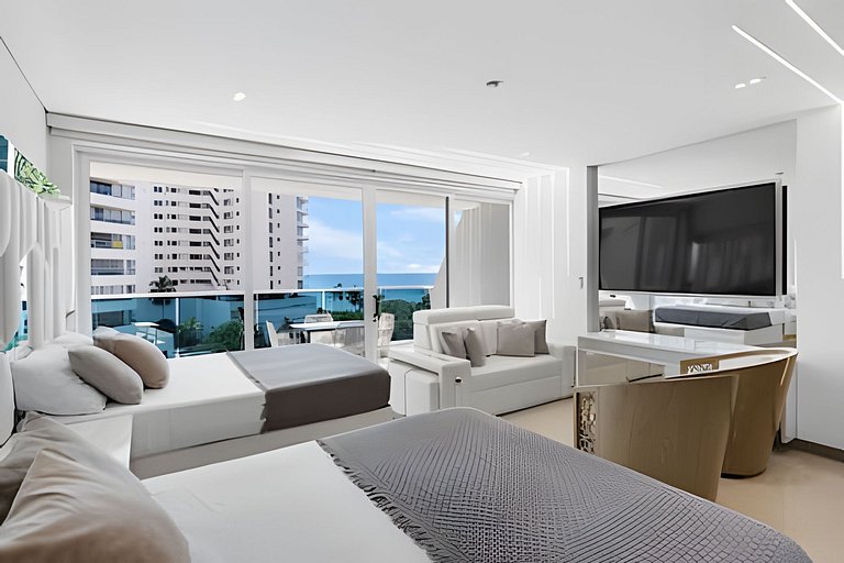 Sea View Suite Salguero Top Amenities & Beach Club