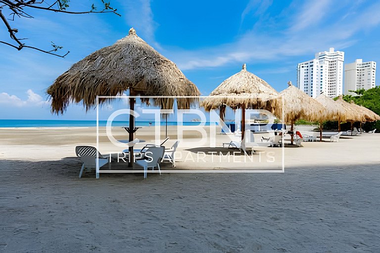 Sea View Suite Salguero Top Amenities & Beach Club