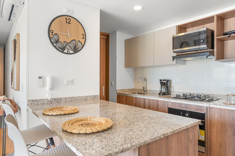 Bay View Rodadero 2 BDR Best Location Modern Condo
