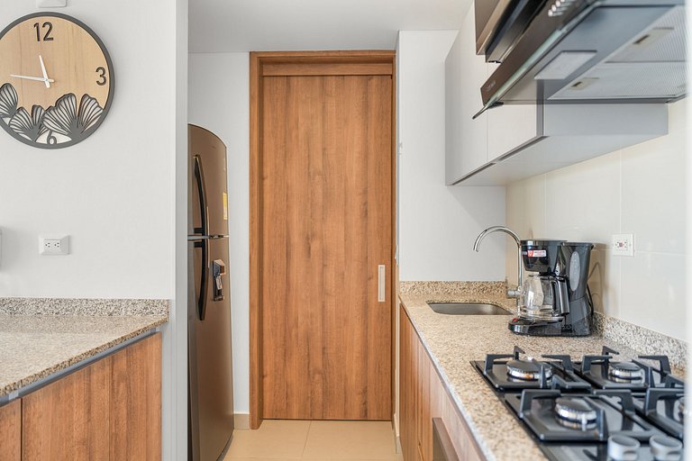 Bay View Rodadero 2 BDR Best Location Modern Condo