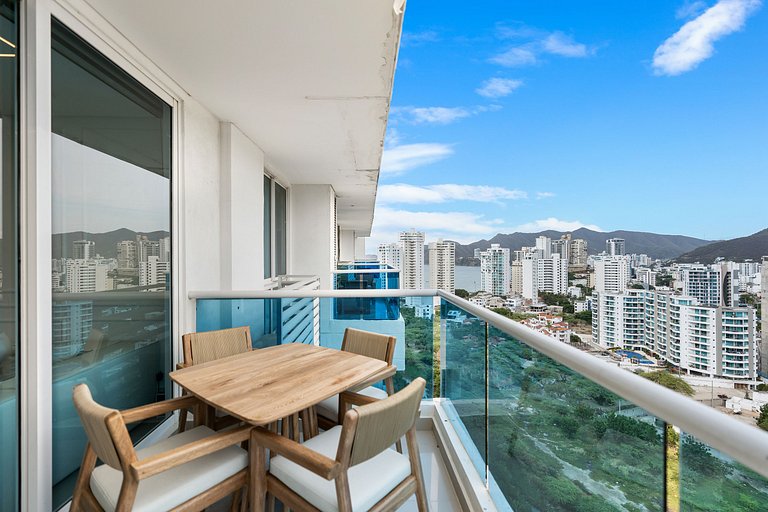 All New 3BRD Wide Condo Salguero Pool & Beach Club