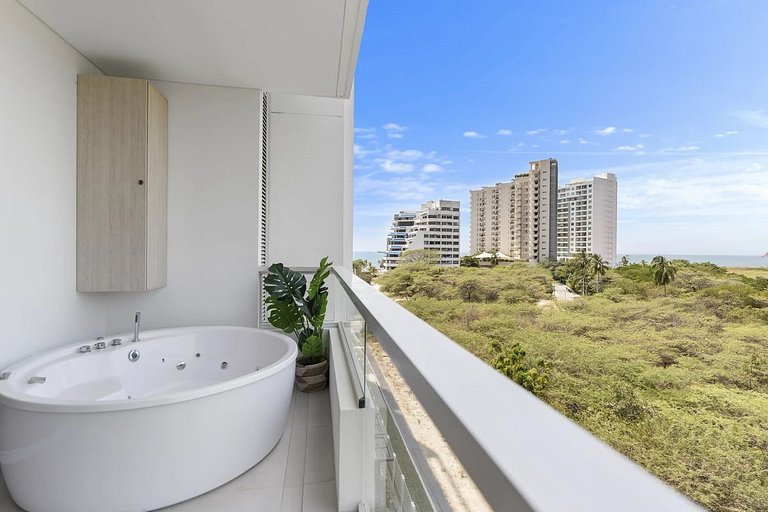 Suite With Jacuzzi Sea View Close To Irotama Beach