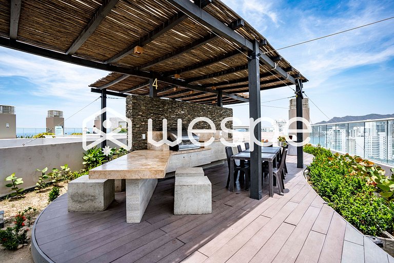 3 BDRM Imposing Ocen View, Beach Acces & Pool