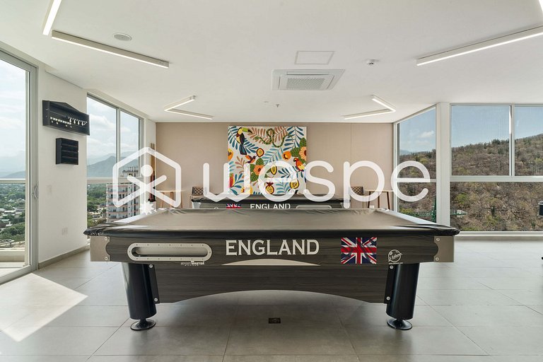 Luxury Suite Pool-Jacuzzi-Sauna & Playroom