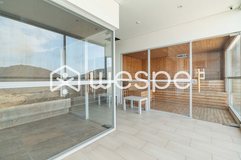 Luxury Suite Pool-Jacuzzi-Sauna & Playroom