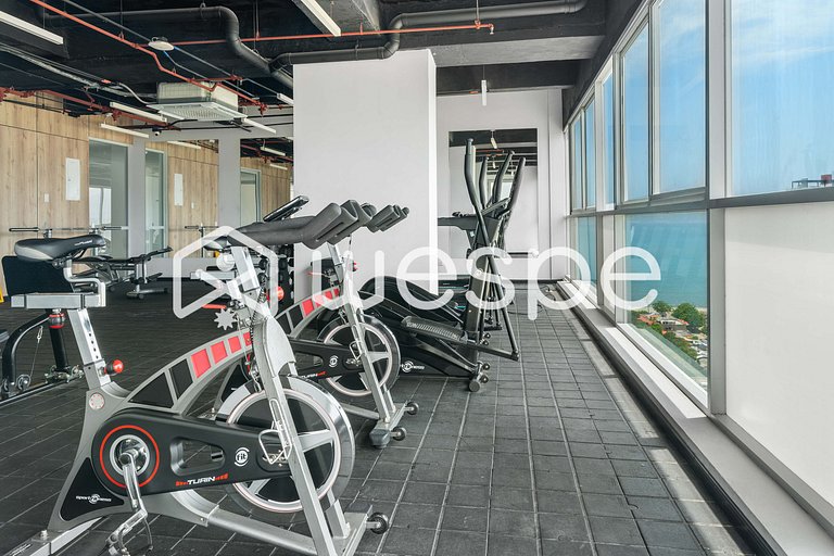 Luxury Suite Salguero Pool-Jacuzzi-Gym & Coworking