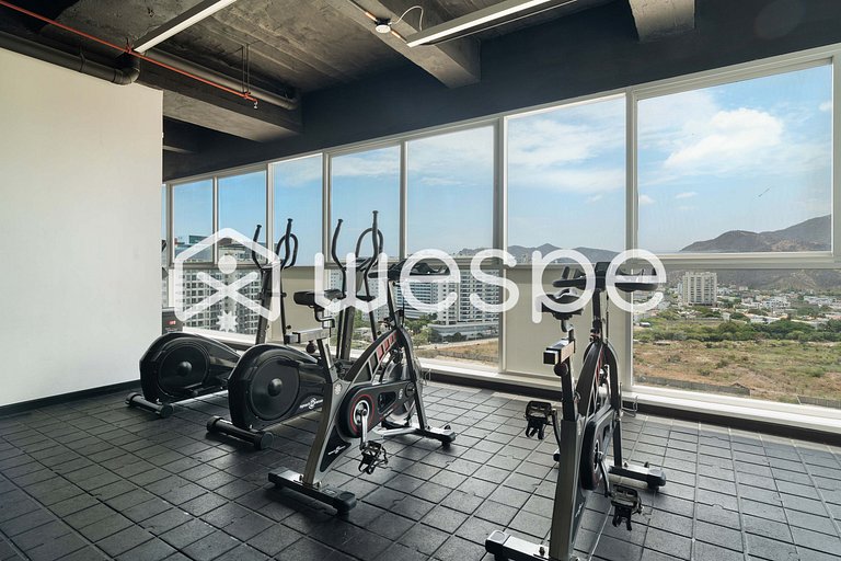 Luxury Suite Salguero Pool-Jacuzzi-Gym & Coworking