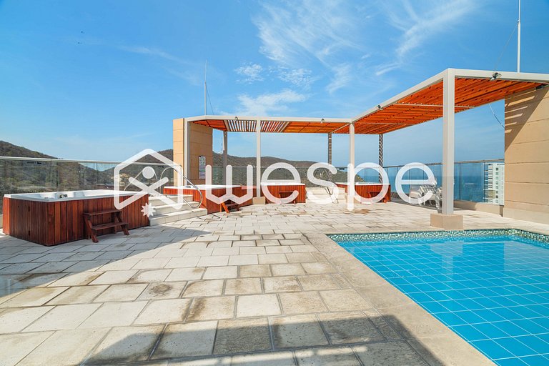 Luxury Suite Pool-Jacuzzi-Sauna & Playroom