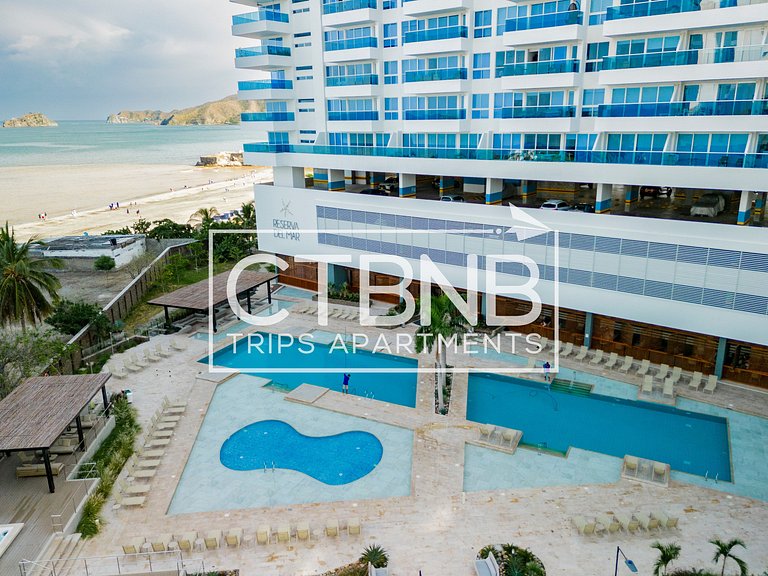 Sea View Luxury Apt 2BR, Beach Club & Pool-Jacuzzi